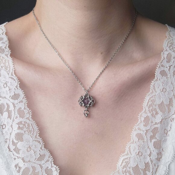 Gothic medieval princess purple and silver chain mail necklace - Picture 1 of 8
